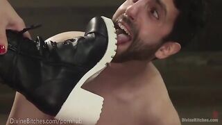 The muscled dominatrix beats and dominates her slaveboy in HD