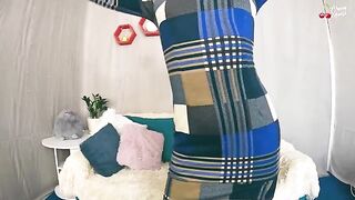 This hot MILF really likes getting fucked by a big cock penis