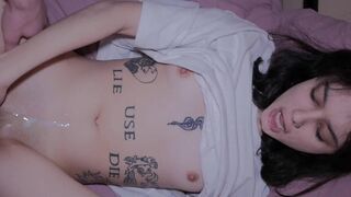 A cute girl with pink pussy gets cum on her face and inside ♡