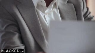 Girl is obsessed with her best friend’s boss, she would do anything to get closer