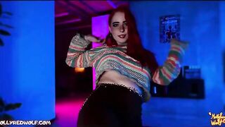 A hippie girl with an insatiable desire stays at your house - MollyRedWolf