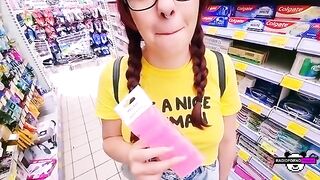 Babe gets her neighbor's cock sucked for 40 euros