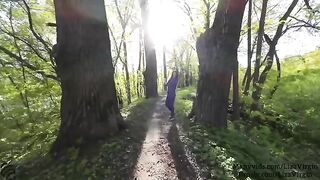 Public place blowjob with a risk of getting caught in the woods