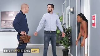 Xander helps Maserati XXX get unstuck from a tricky situation with some steamy action