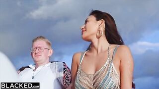 Gorgeous Rae Lil Black left her BF for a passion with a stranger, showcasing intense chemistry