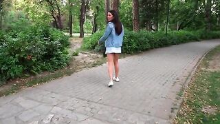 Great quick blowjob in the park with cum in mouth, featuring Luna Roulette