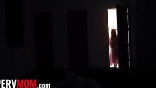 A lucky guy slides his dick between giant natural boobs of hot stepmom Jessica Starling
