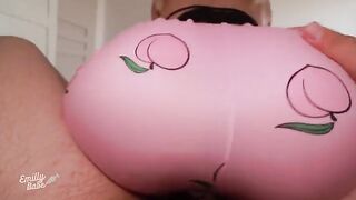 My step sister used her pussy to heal his suffering