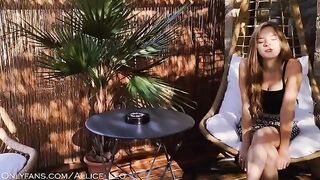 We rent a private room and we have some fun!