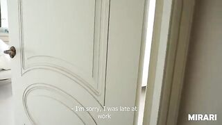 A cute college girl masturbates and craves intense sex - MIRARI