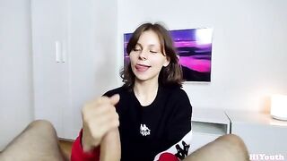 A cute stepsis got her mouth and face filled with cum - hiyouth