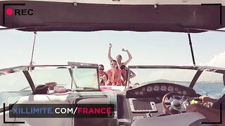 Sex on the yacht with a beautiful and curvy mature woman