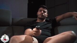 Cherry candle wants to do a little surprise for her man