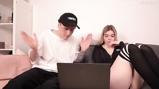 The beautiful girl won a blowjob after a dispute, and it was amazing!