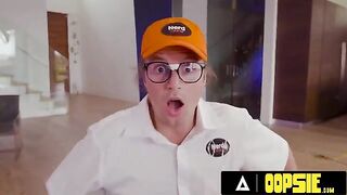 Hot PAWG Jewelz Blu seduces guys to fix her TV