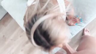 A blue-eyed girl with an awesome body gives the best blowjob ever