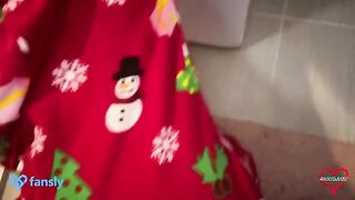 My stepmom was stuck in the washing machine, so I fucked her