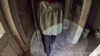 An explorer of abandoned places spends a night in a haunted house