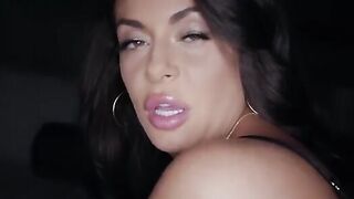 The hottest MILF Kiki in anal action, getting her asshole gapped wide