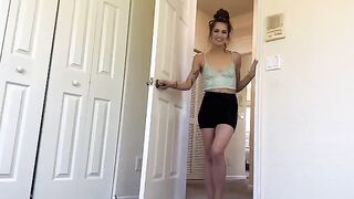 A step sister shows how to relax in a steamy household scene