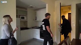 The girl tastes houses with her ass - Villa Anderson's anal creampie