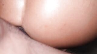 The queen of anal squirt strikes again, leaving her ass gaping