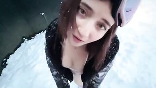 A tourist has sex with me in exchange for accommodation - Emma Fiore ft Bastian Blanc