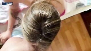The stepmom with big tits thanks her stepson for breakfast