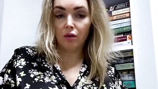 Life hack: if you want to sleep with a friend's mom, pretend to be smart