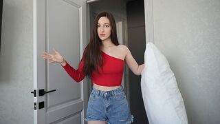 I Share a Bed with My Little Stepsister - Anny Walker's steamy scene