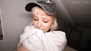 A classmate offered to fuck with an unusual girl