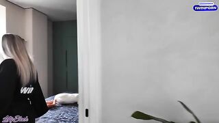 Handyman gets fucked by a lonely MILF with big ass