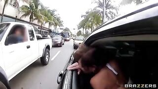 The guy with his friends fucked in a car two whores
