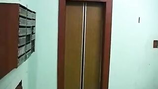 A girl decided to do blowjob on the balcony with her bro