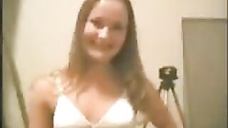 A hot chick has sex with her new boyfriend in a steamy scene