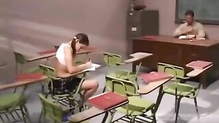 The teacher put a dirty girl in cancer and finished in his mouth