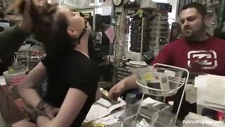 The sexy girl was fucked by a guy right in the shop