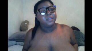 Black woman ended the webcam show with her big tits