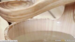 A mature woman agreed to sex in the sauna with a young guy
