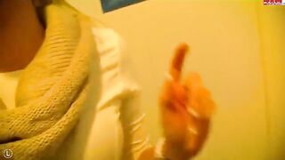 Girl sucks cock of a stranger she picked up in toilet