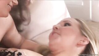Lesbian beauties have their way with each other’s pussies