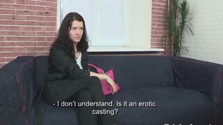 Girl was fucked by an agent at a casting for 700 euros