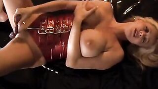 Rachel Aziani plays with her pussy using a toy
