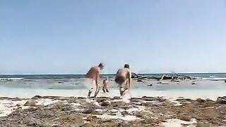 Ffm threesome sex on the sandy beach with bikinis