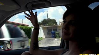Skinny teen picked up a guy and got fucked in his car
