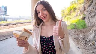 A girl agreed to have sex with me for 200 dollars
