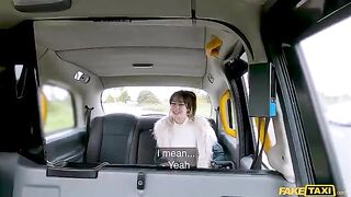 Fucking a girl in a car is always a pleasure