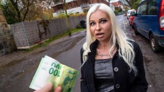 I picked up a hot blondie teacher on the street for sex