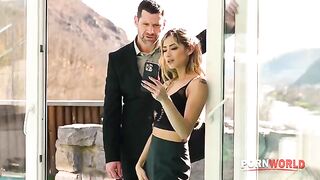A cheating housewife Veronica Leal gets a wild DP at the pool