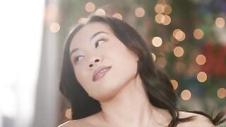 An Asian girl got a taste of intense passion with captivating moves